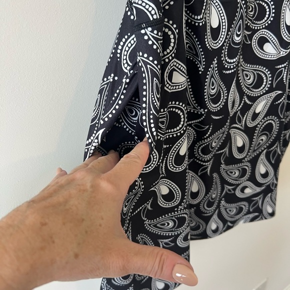 Chicho women’s Black and White Paisley Skort Size 2XL - Picture 3 of 5